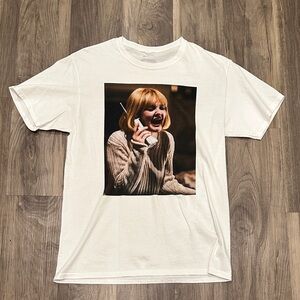 📺 Scream Drew Barrymore Graphic Tee – Horror Movie Shirt